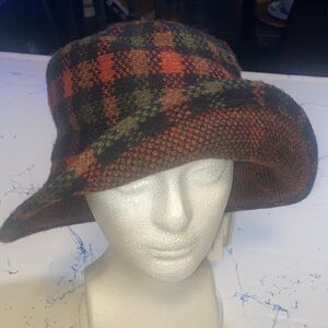 Chic Plaid Women's Hat in Orange and Black